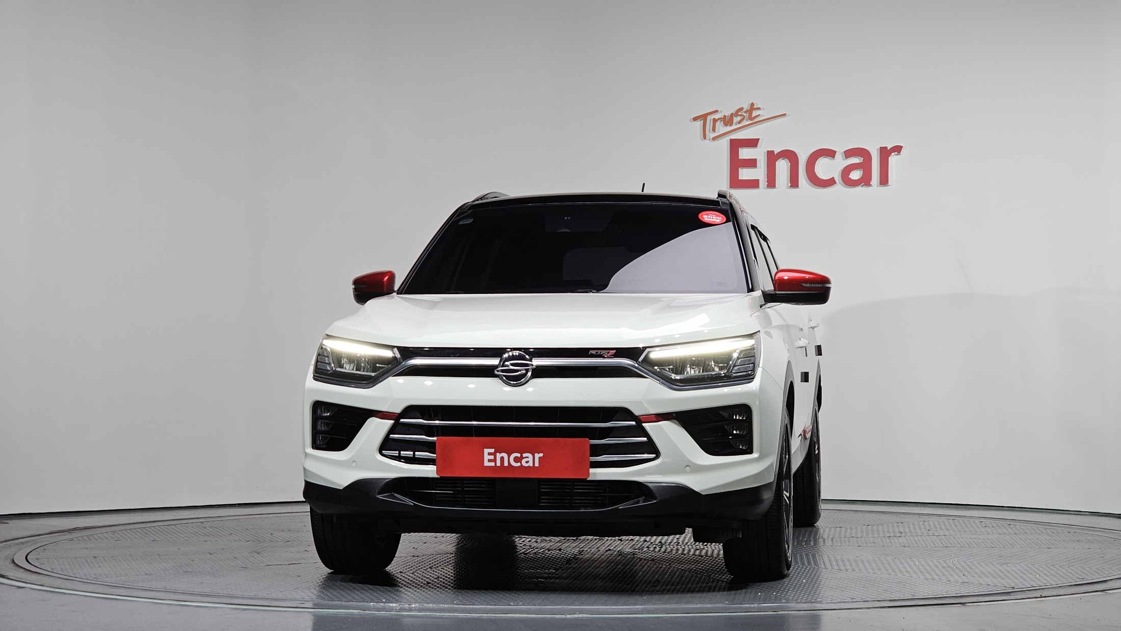 SSANGYONG KORANDO photo 3