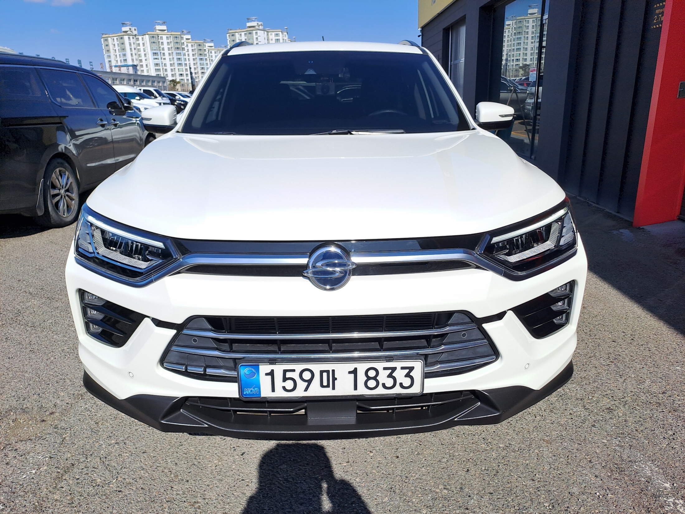 SSANGYONG KORANDO photo 2