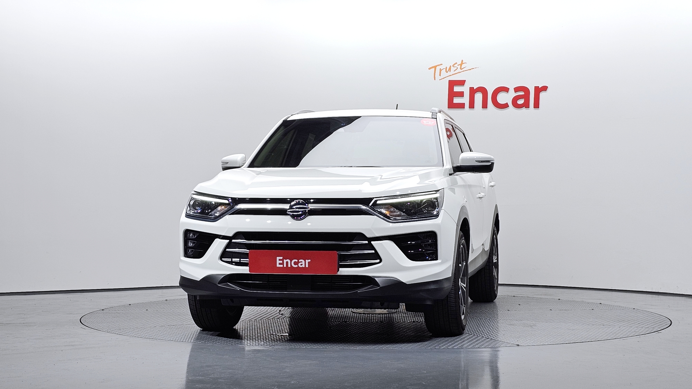 SSANGYONG KORANDO photo 3