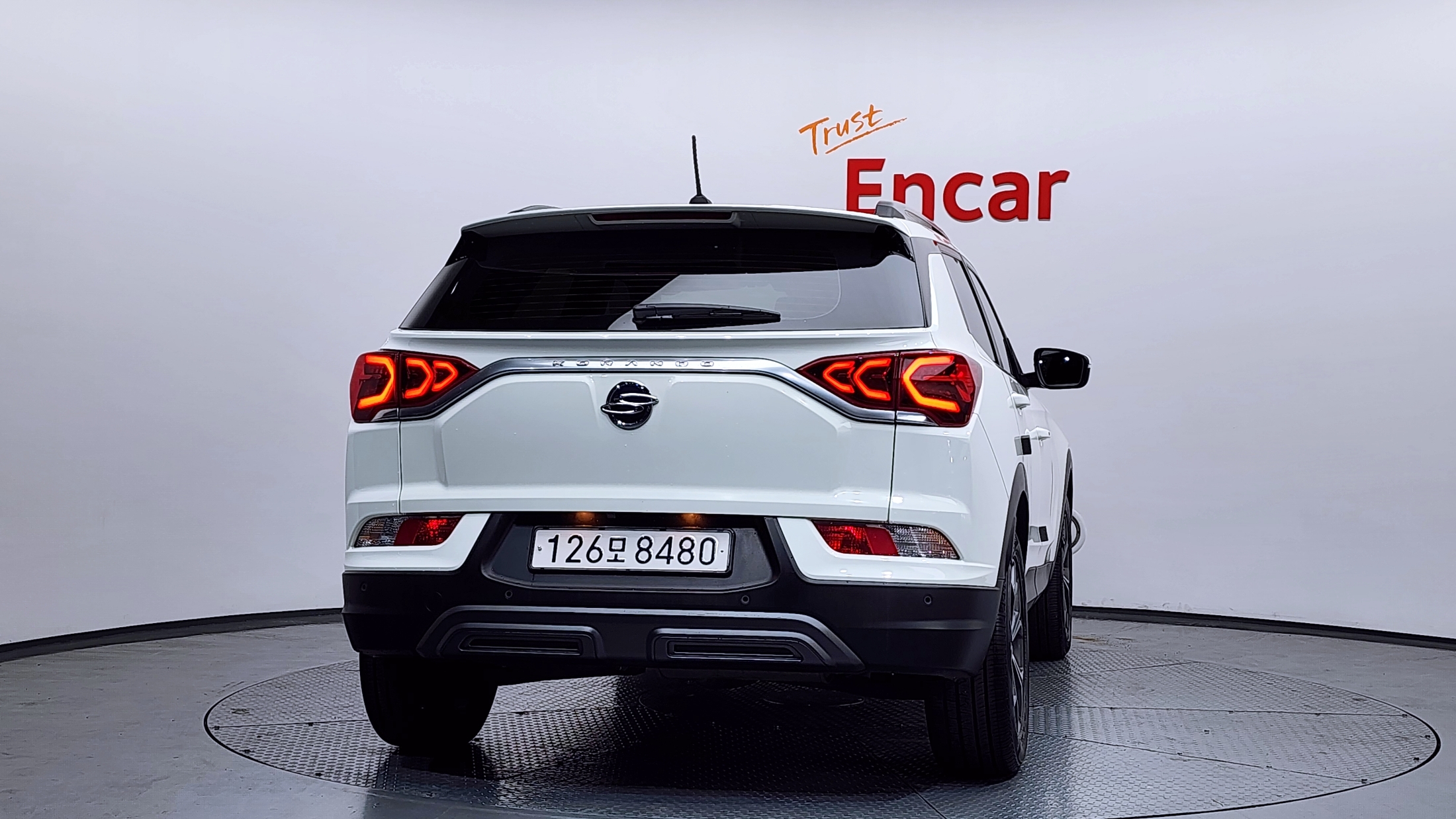 SSANGYONG KORANDO photo 3