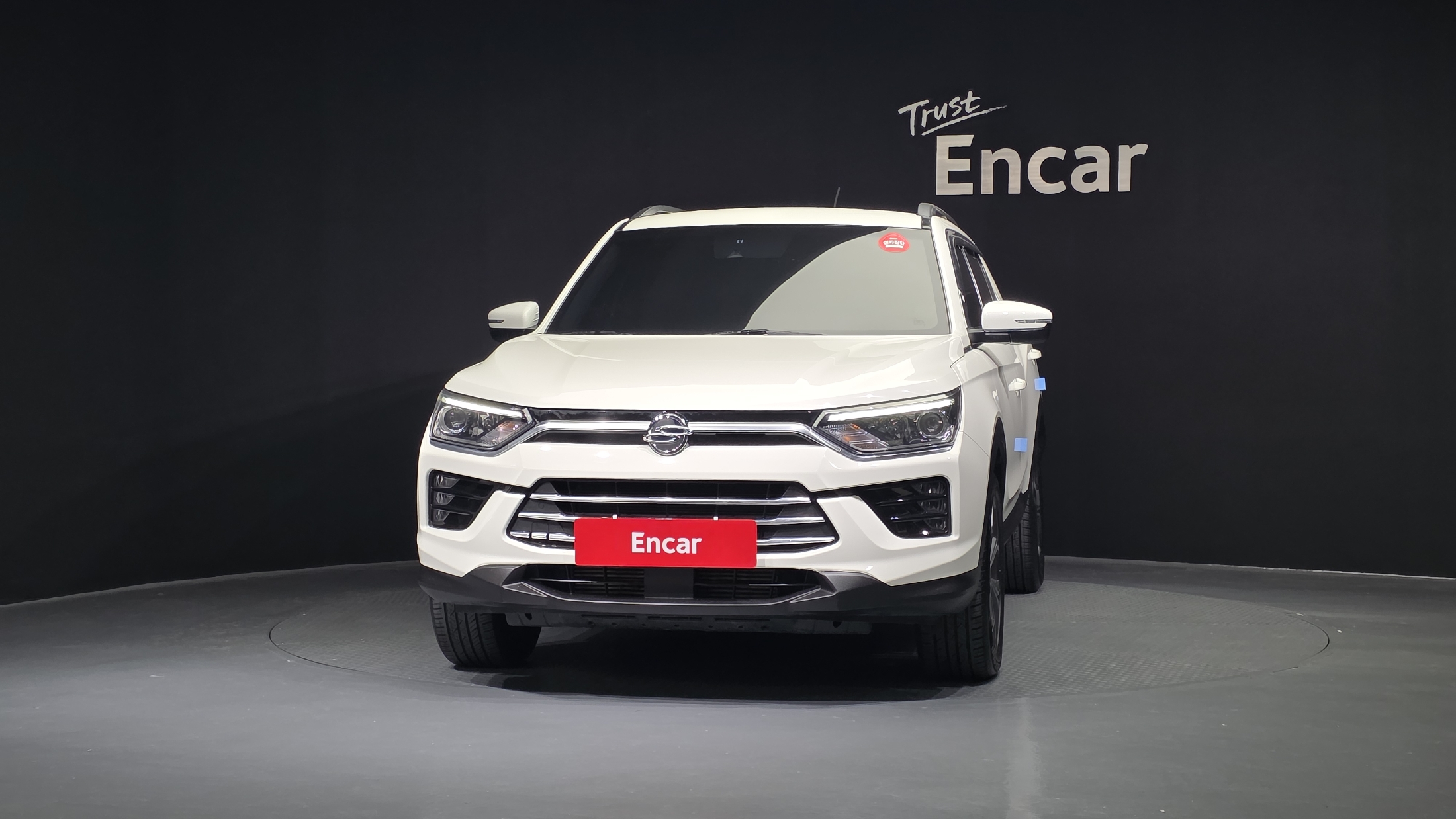 SSANGYONG KORANDO photo 3