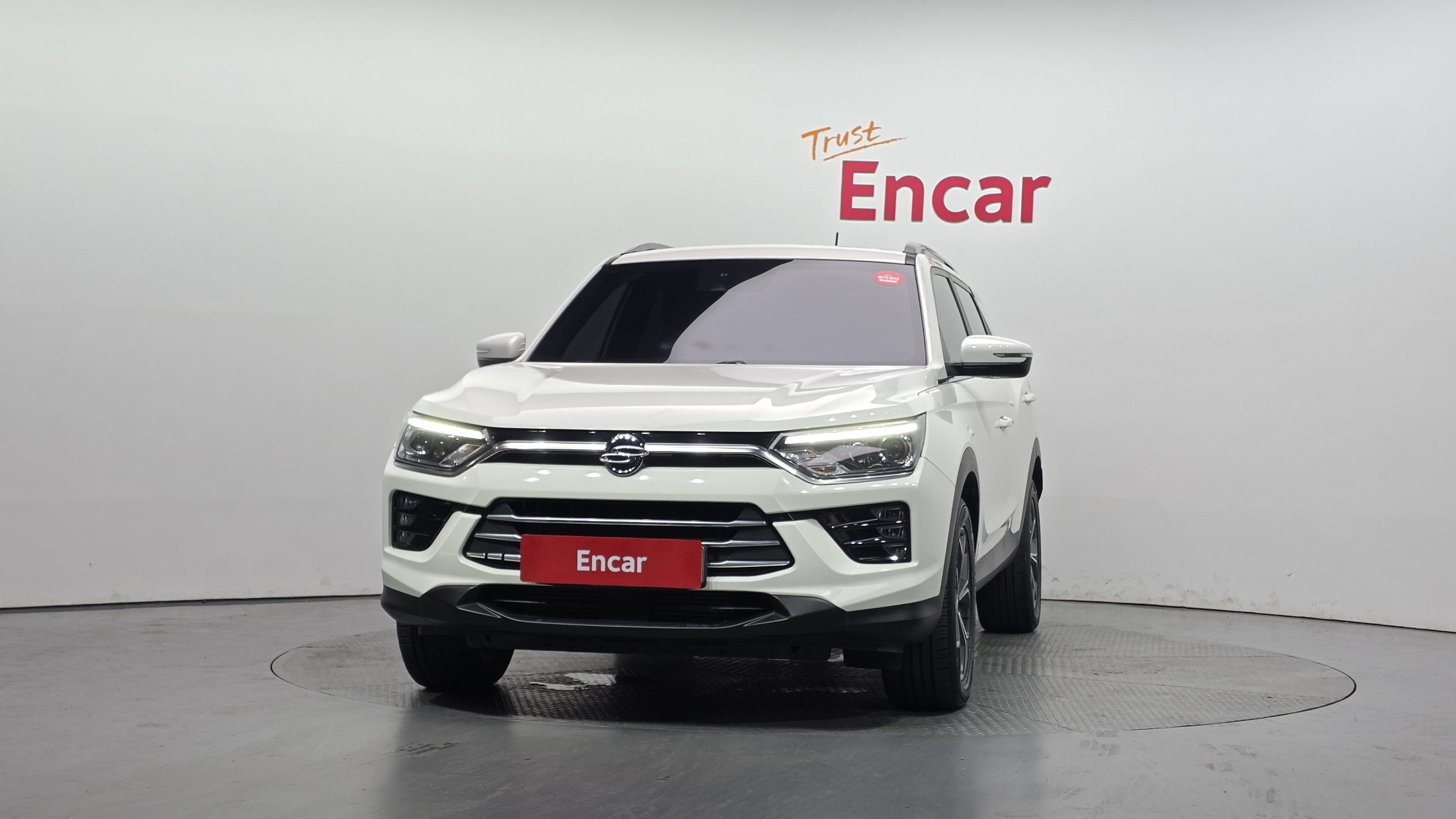 SSANGYONG KORANDO photo 3