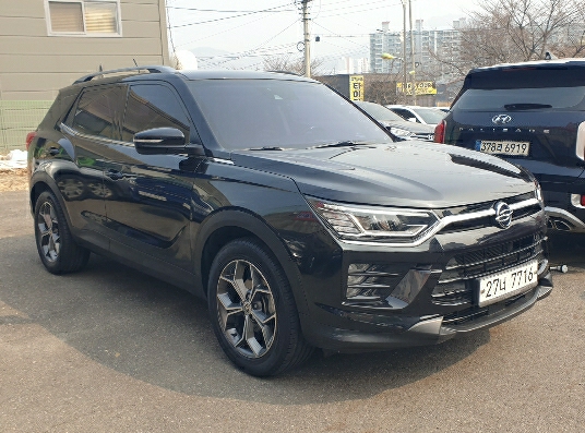 SSANGYONG KORANDO photo 3