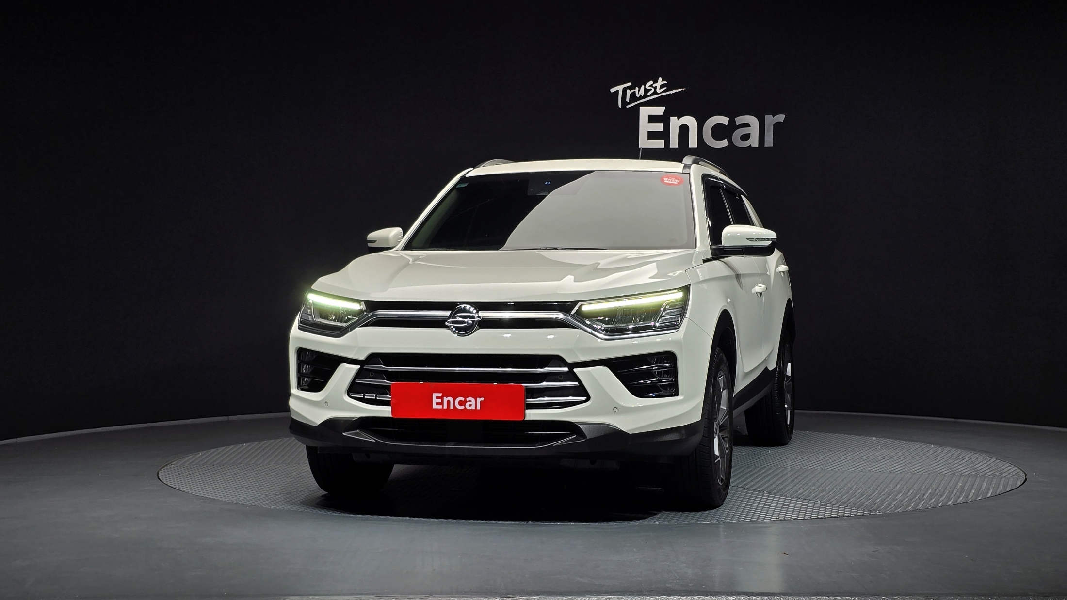 SSANGYONG KORANDO photo 3