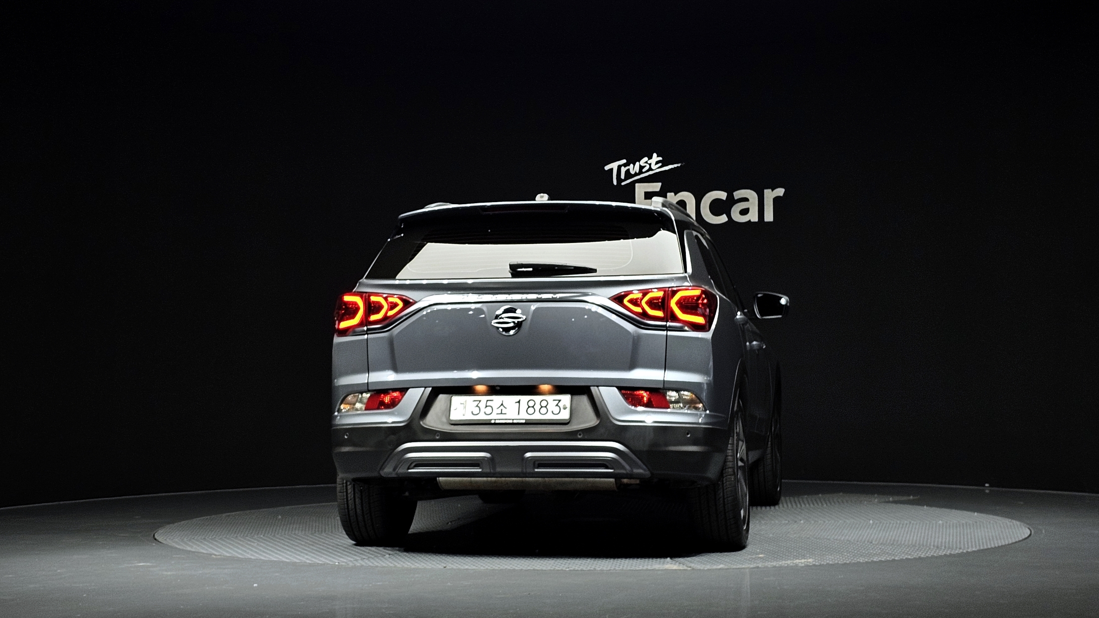 SSANGYONG KORANDO photo 3