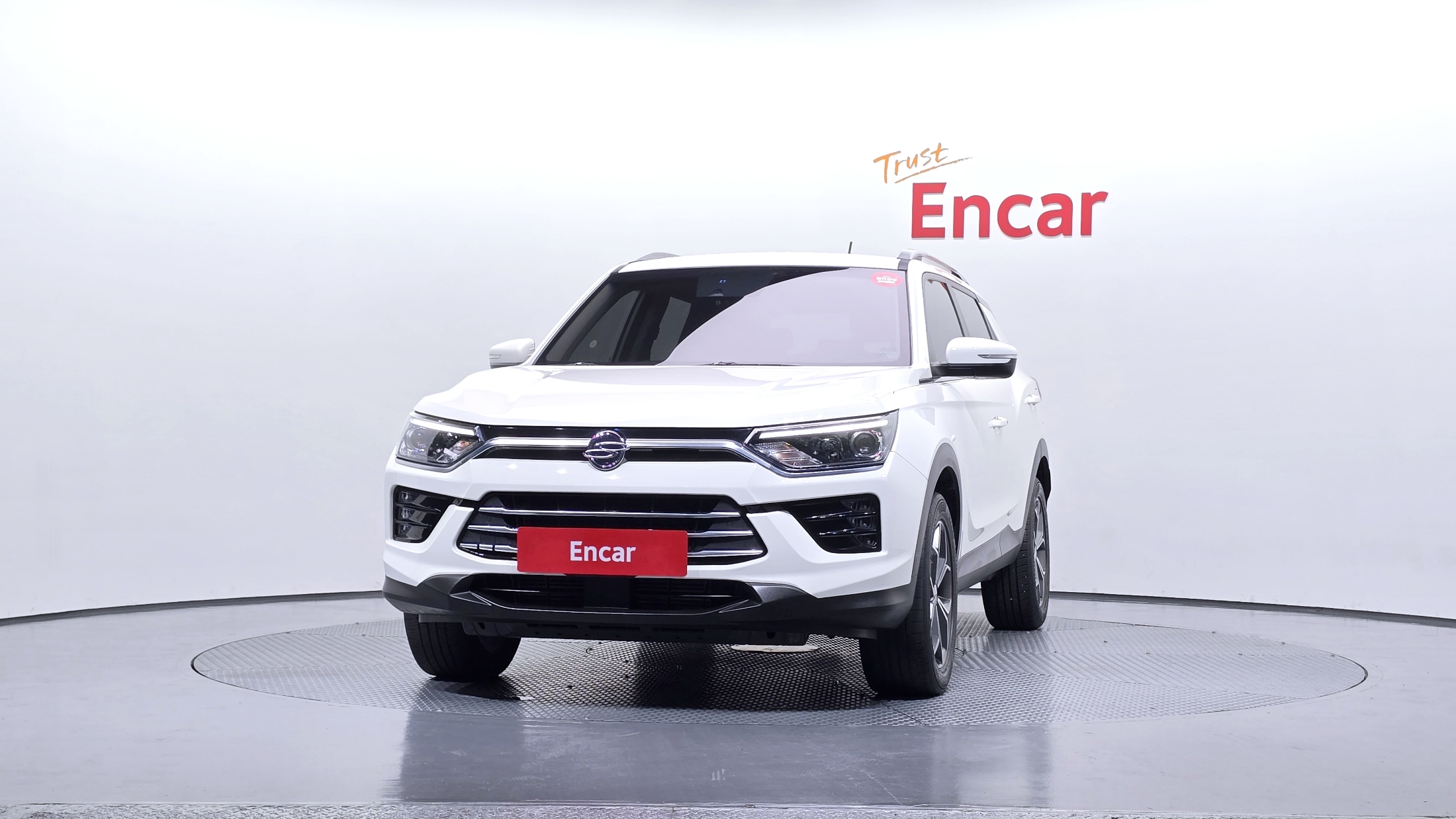 SSANGYONG KORANDO photo 3