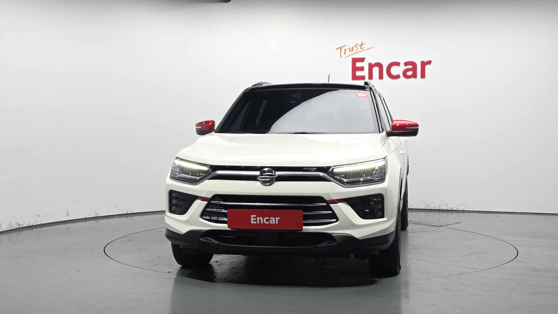SSANGYONG KORANDO photo 3