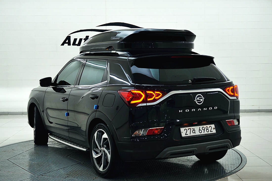 SSANGYONG KORANDO photo 3