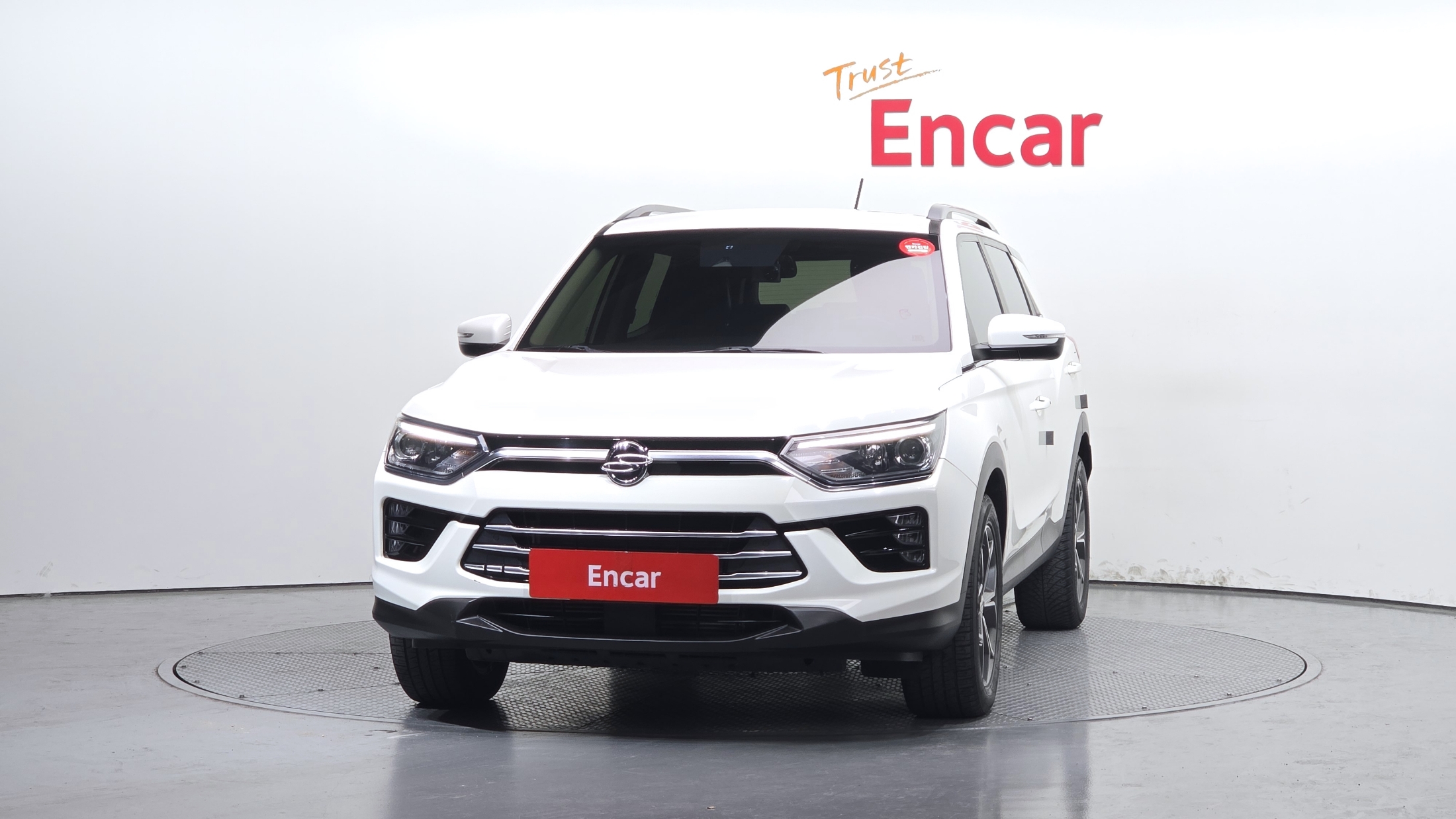 SSANGYONG KORANDO photo 3