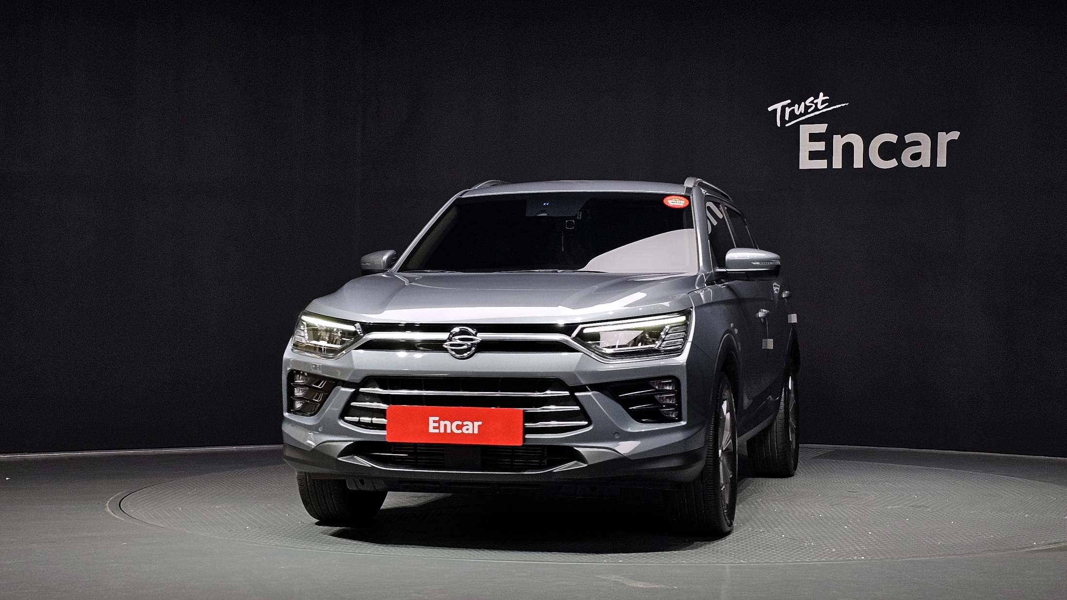 SSANGYONG KORANDO photo 3