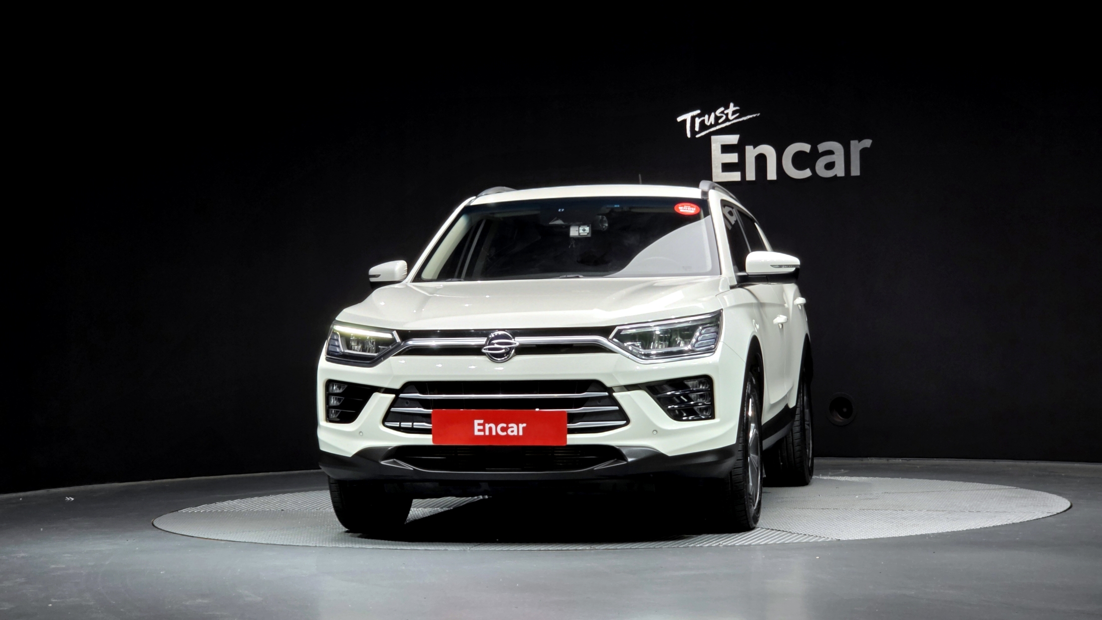 SSANGYONG KORANDO photo 3