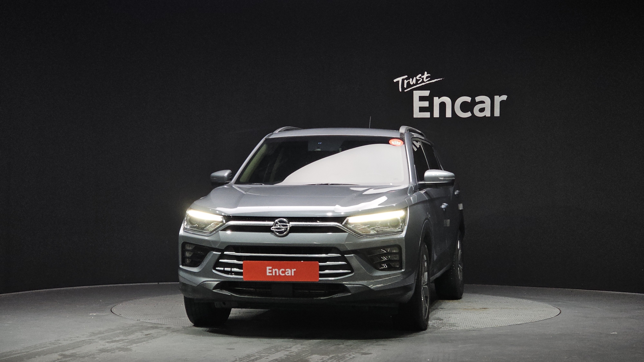 SSANGYONG KORANDO photo 3