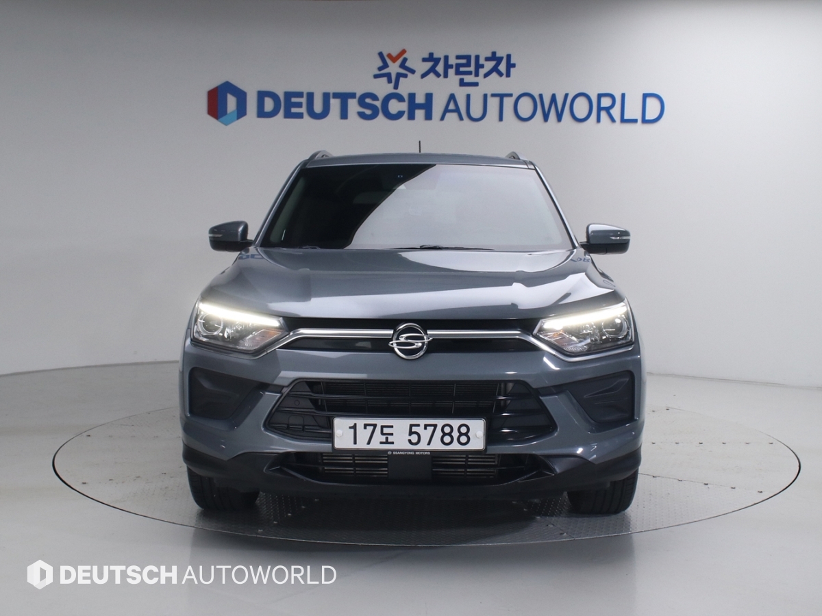 SSANGYONG KORANDO photo 3