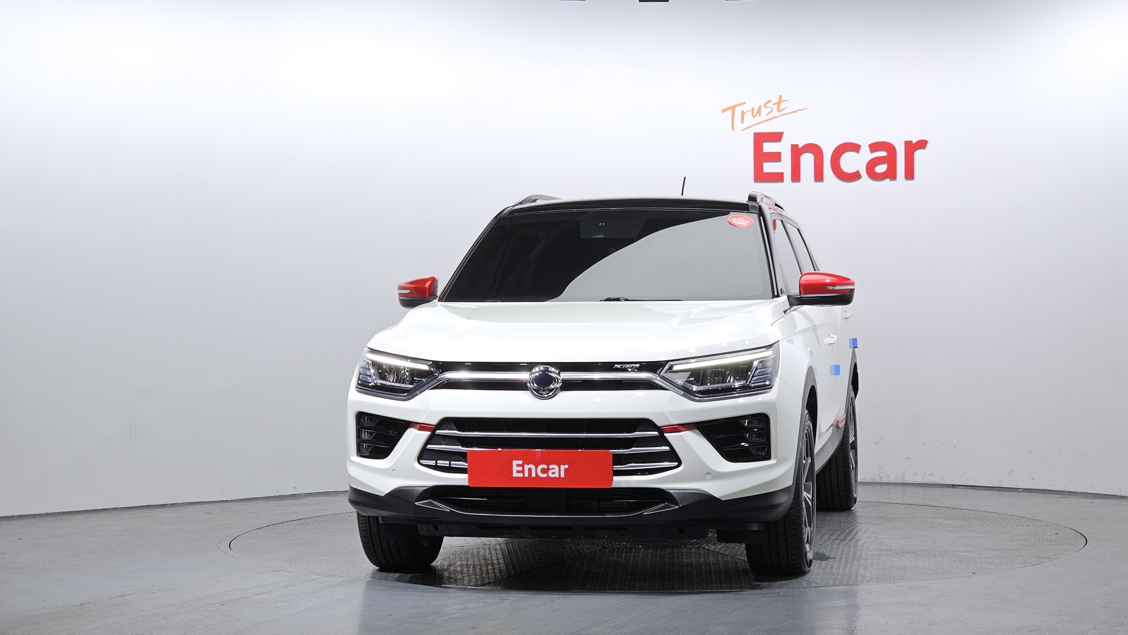 SSANGYONG KORANDO photo 3