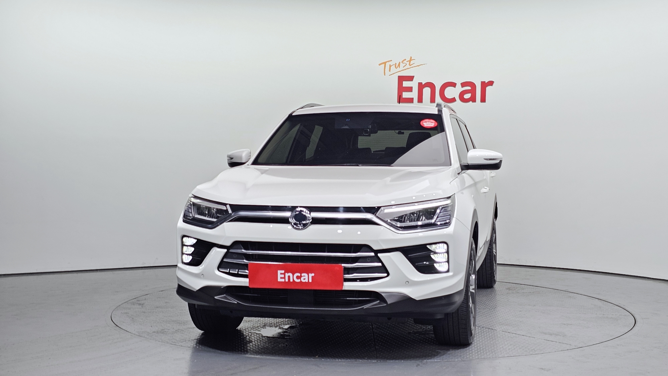 SSANGYONG KORANDO photo 3