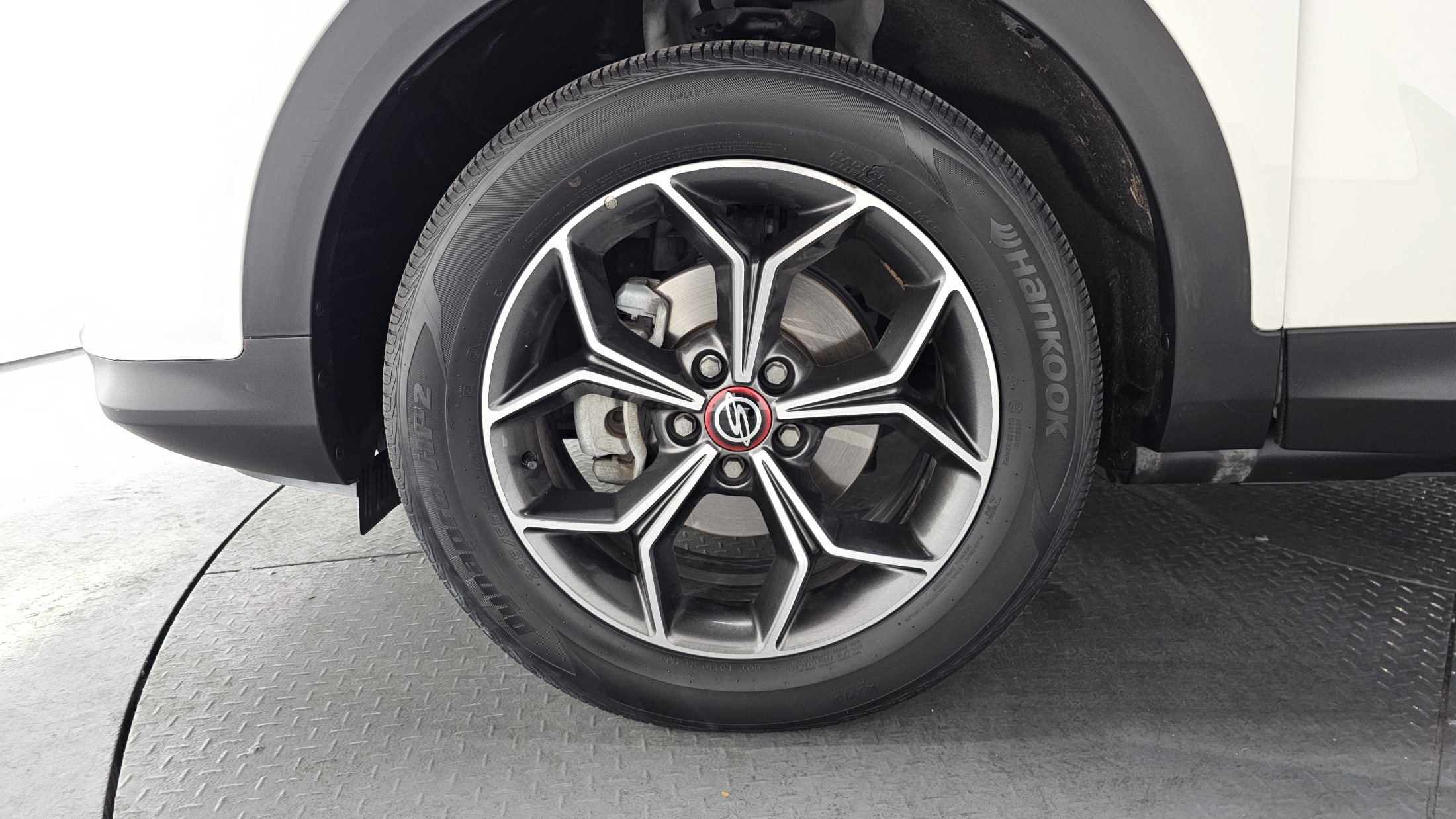 SSANGYONG KORANDO photo 3