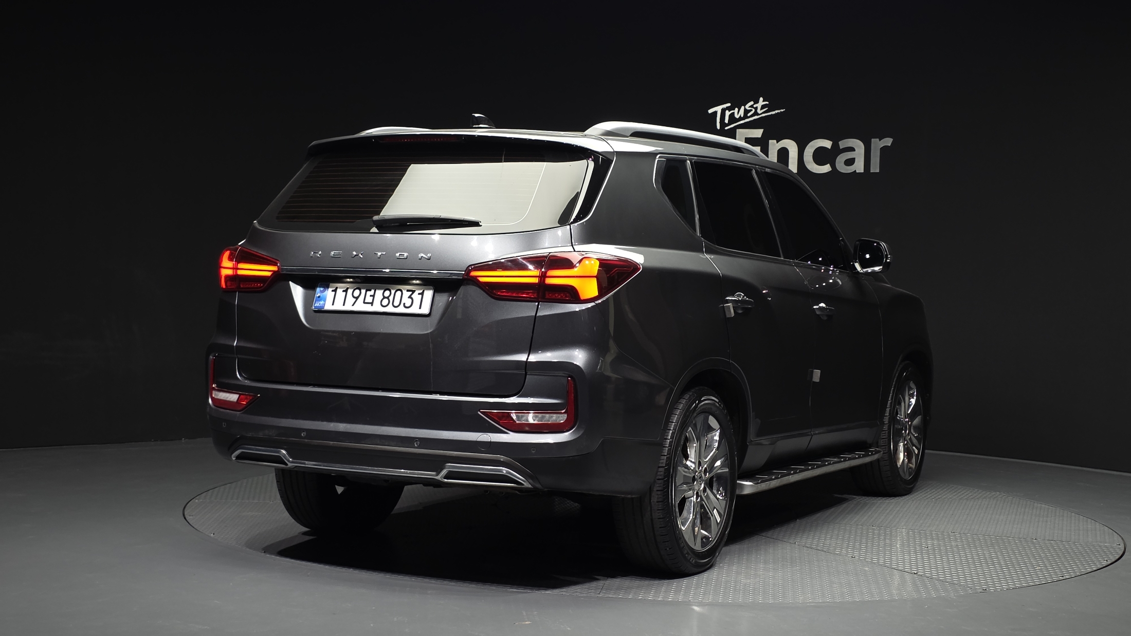 SSANGYONG REXTON photo 2