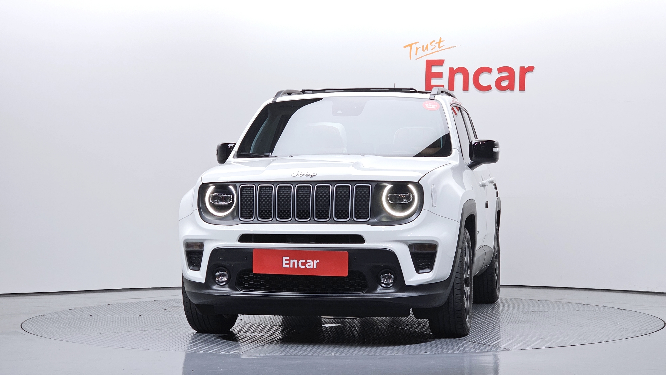 JEEP RENEGADE photo 3