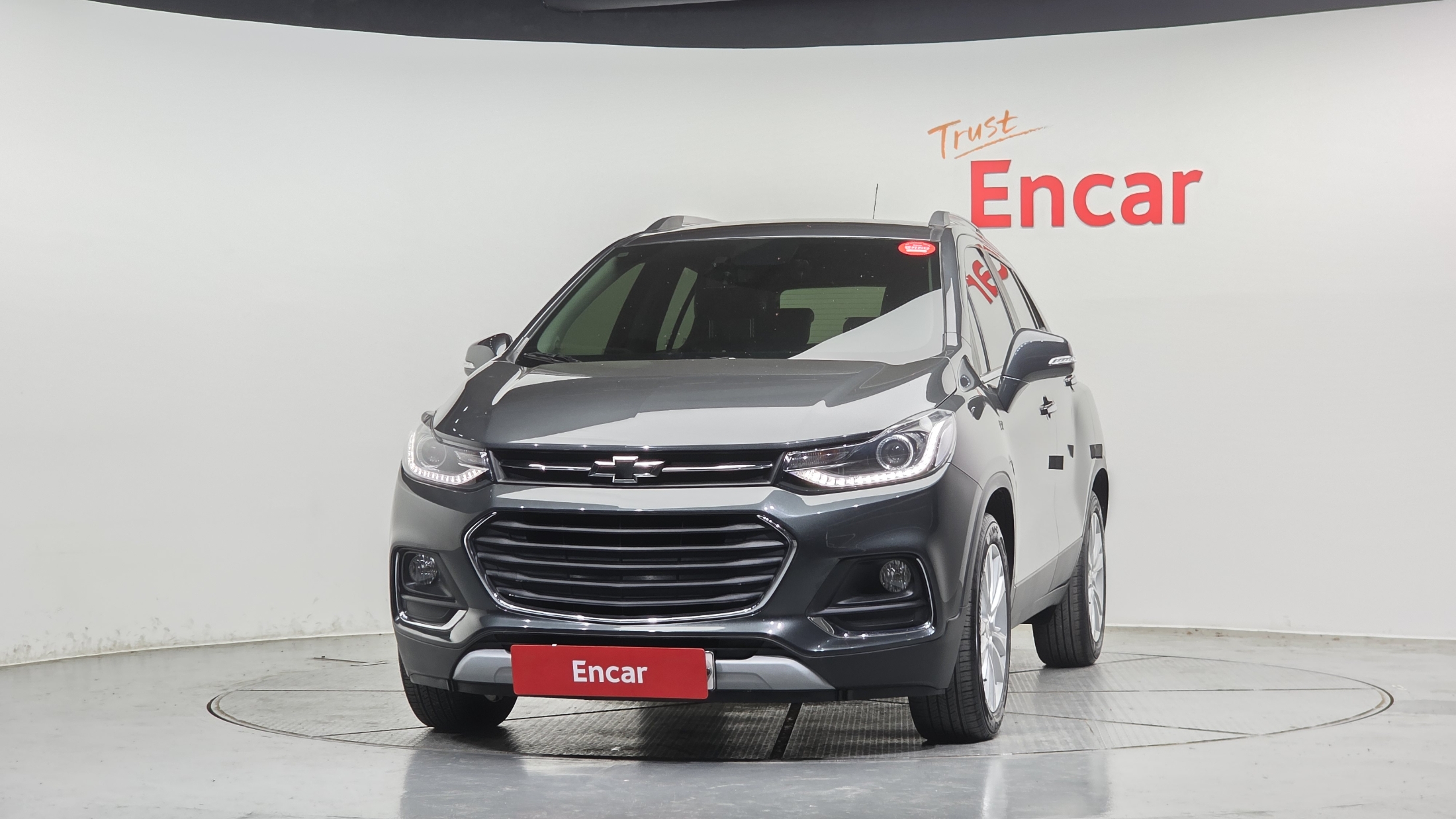 CHEVROLET TRAX photo 3