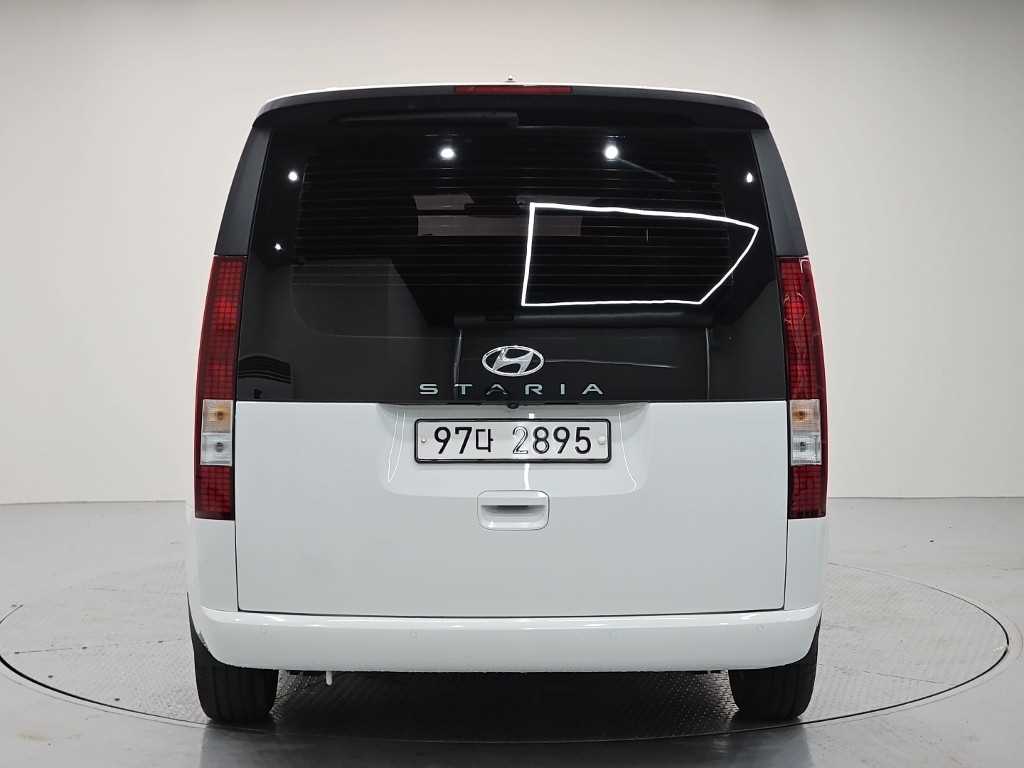 Mazda Bongo rear view