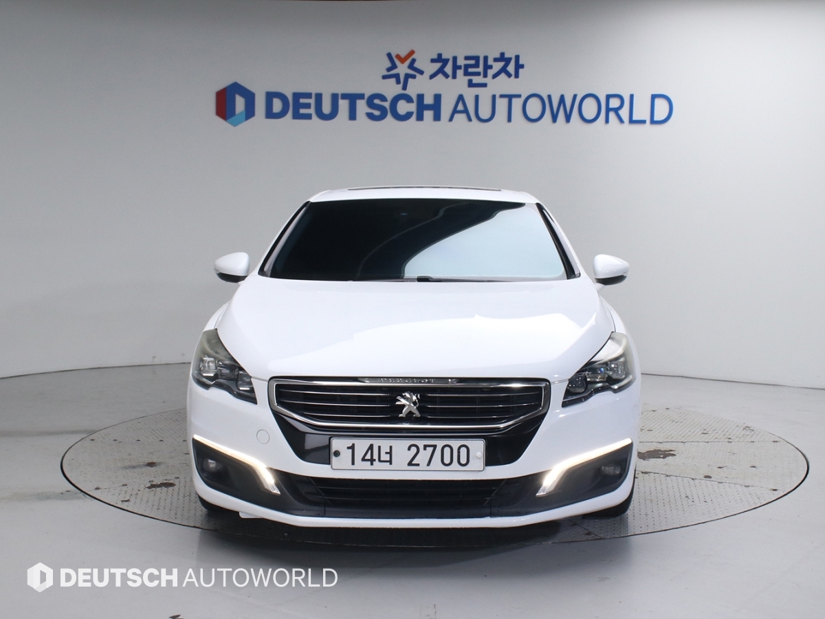 PEUGEOT 508 photo 3