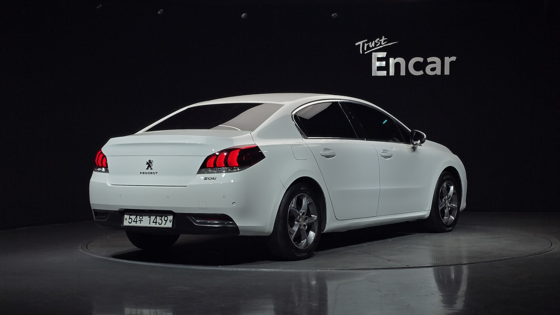 PEUGEOT 508 photo 2