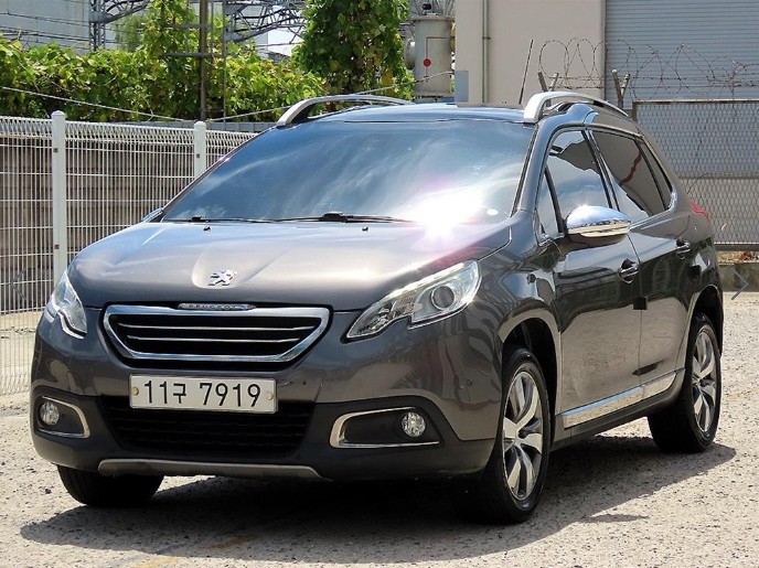 PEUGEOT 2008