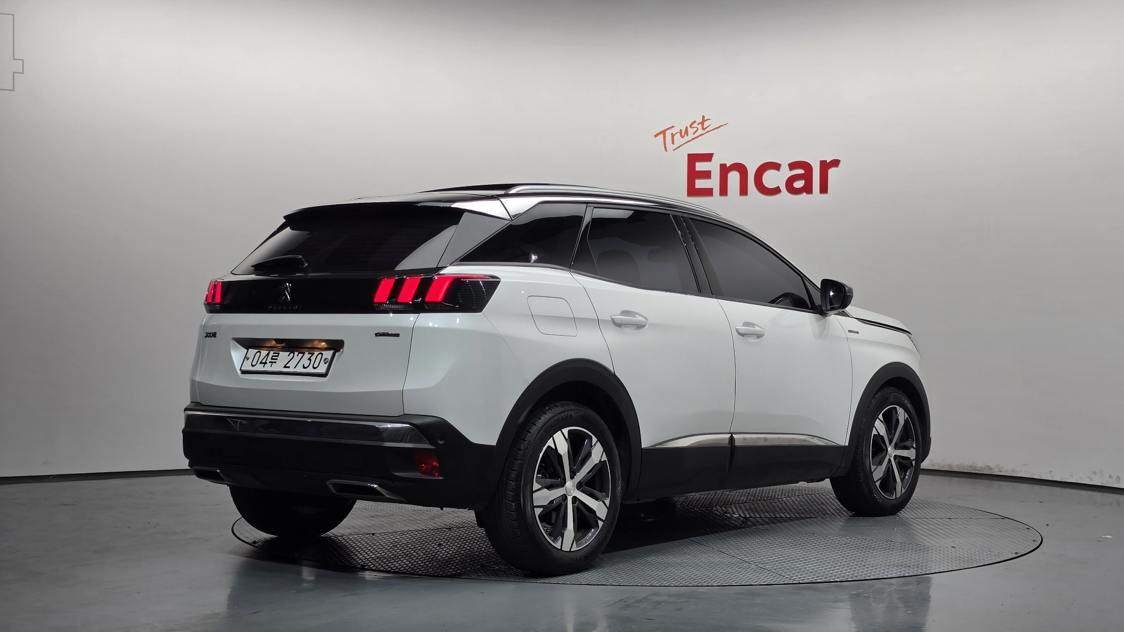 PEUGEOT 3008 photo 2