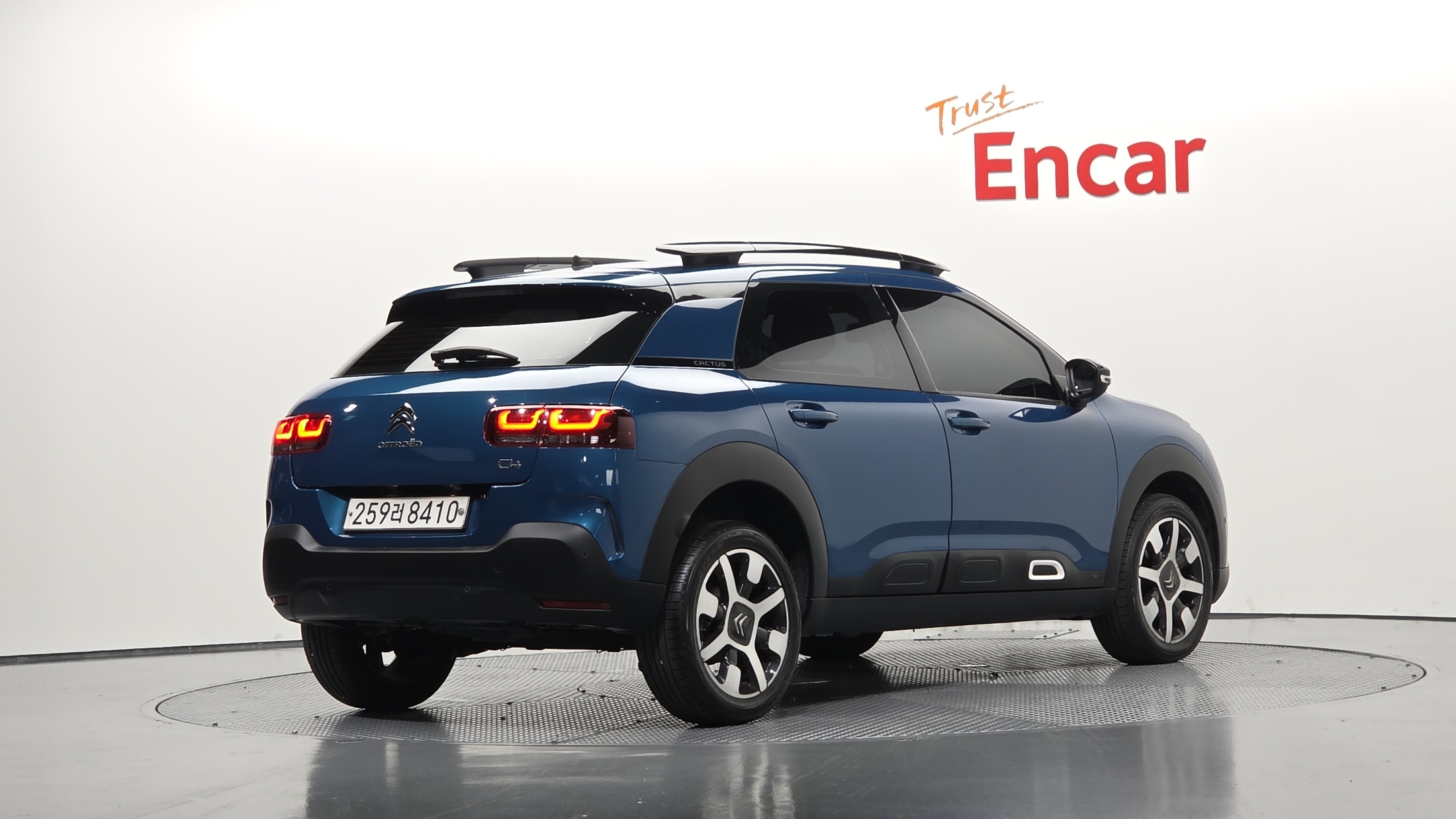 CITROEN C4 CACTUS photo 2