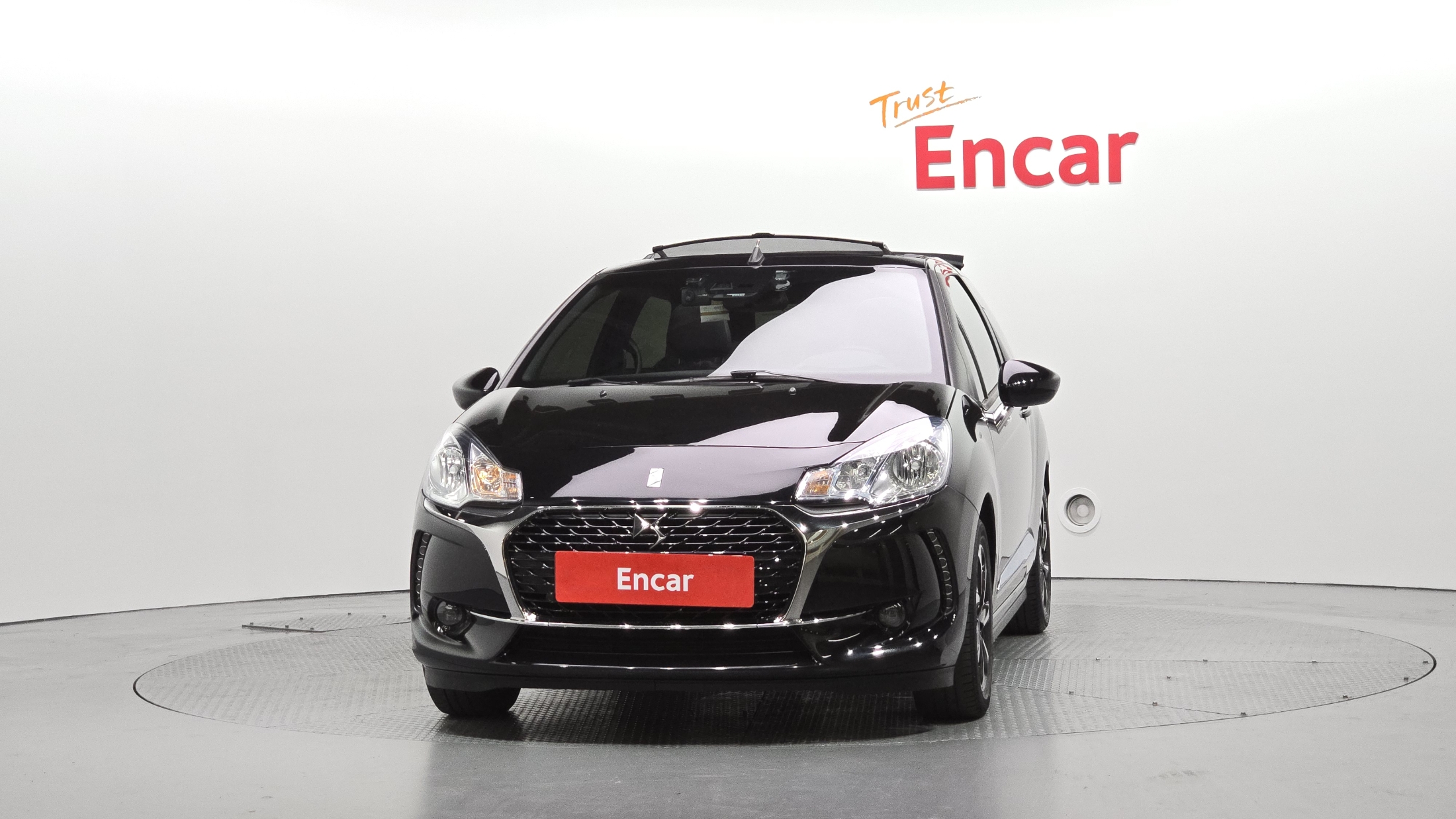 CITROEN DS3 CABRIO photo 3