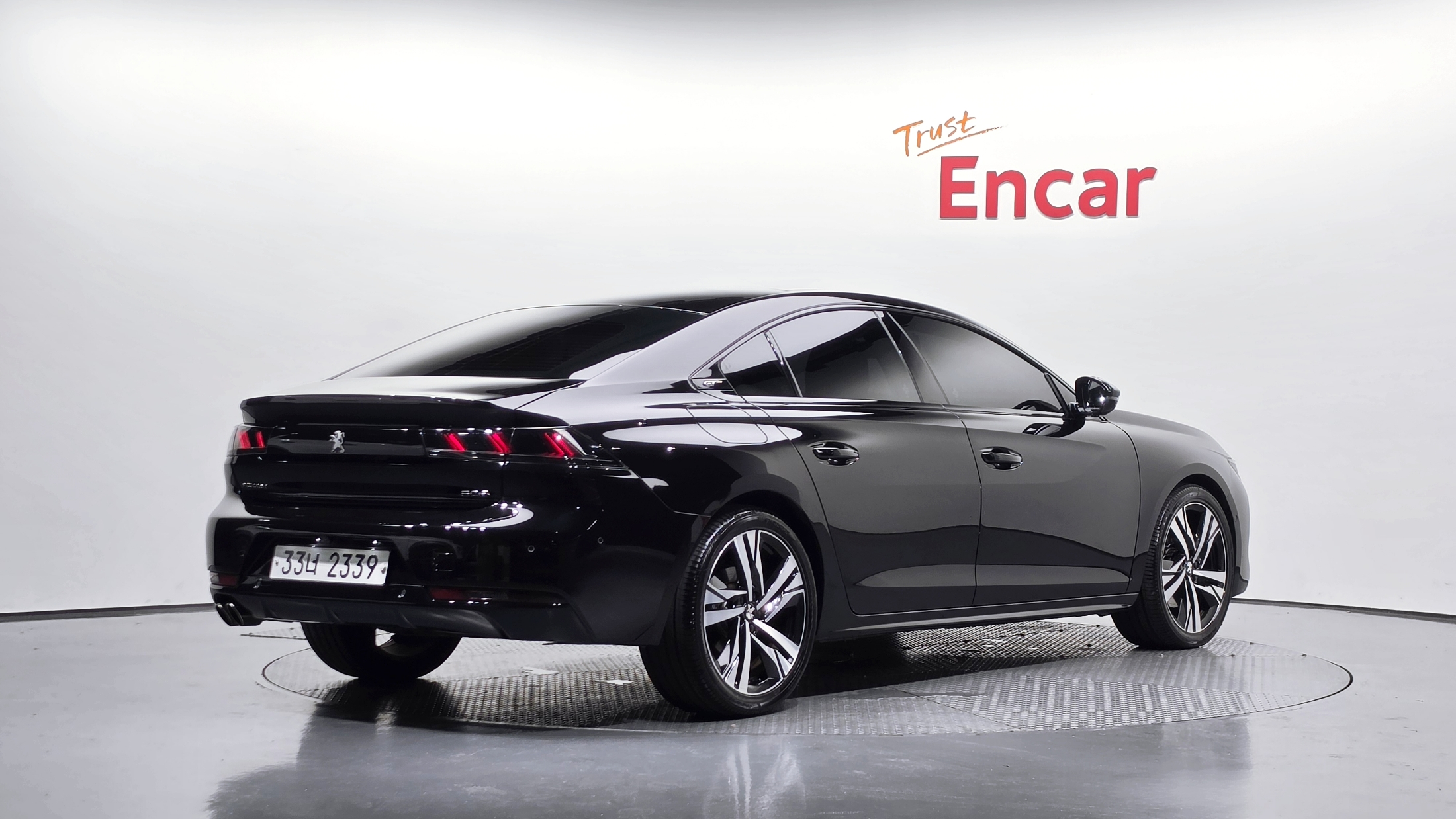 PEUGEOT 508 photo 2