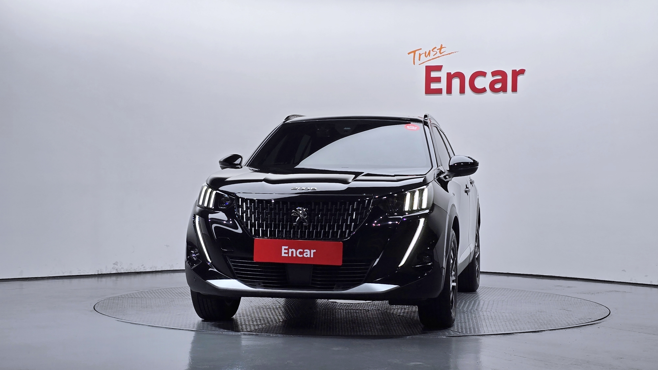 PEUGEOT 2008 photo 3