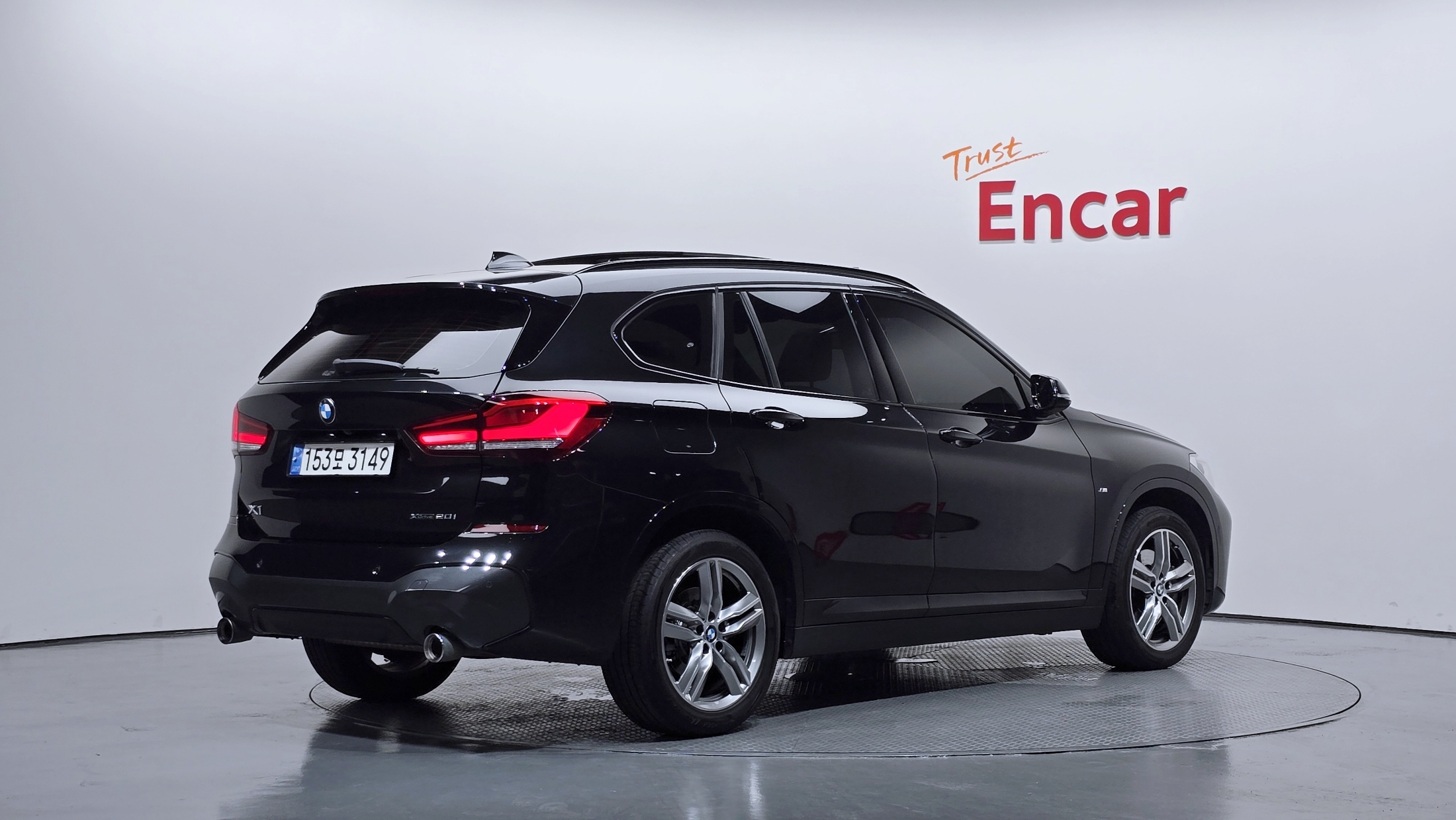 BMW X1 photo 2