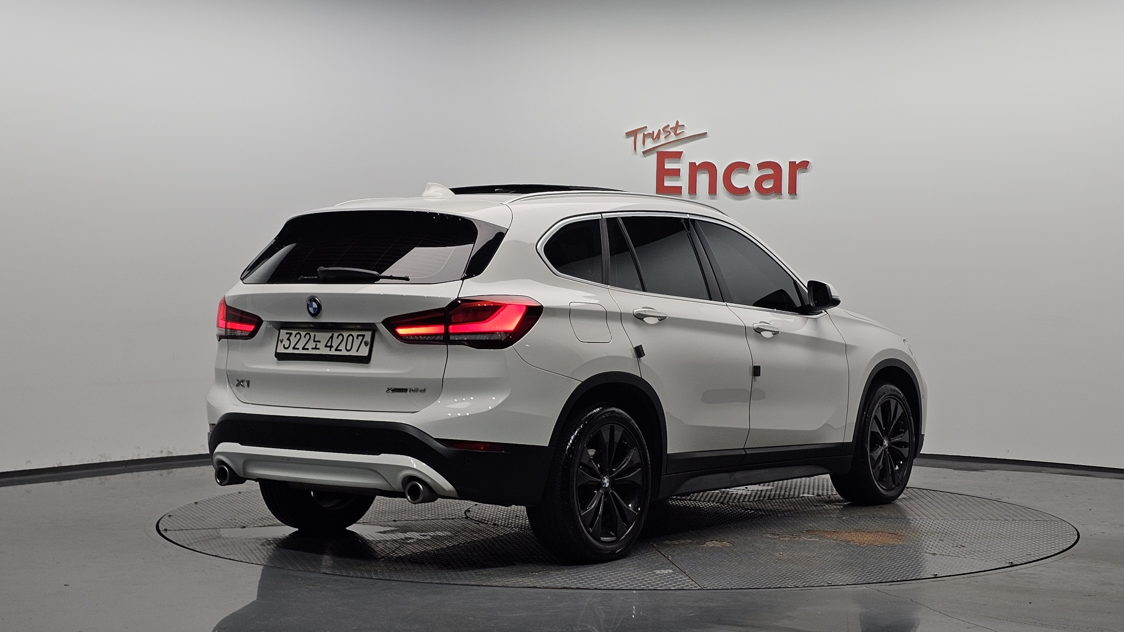BMW X1 photo 3