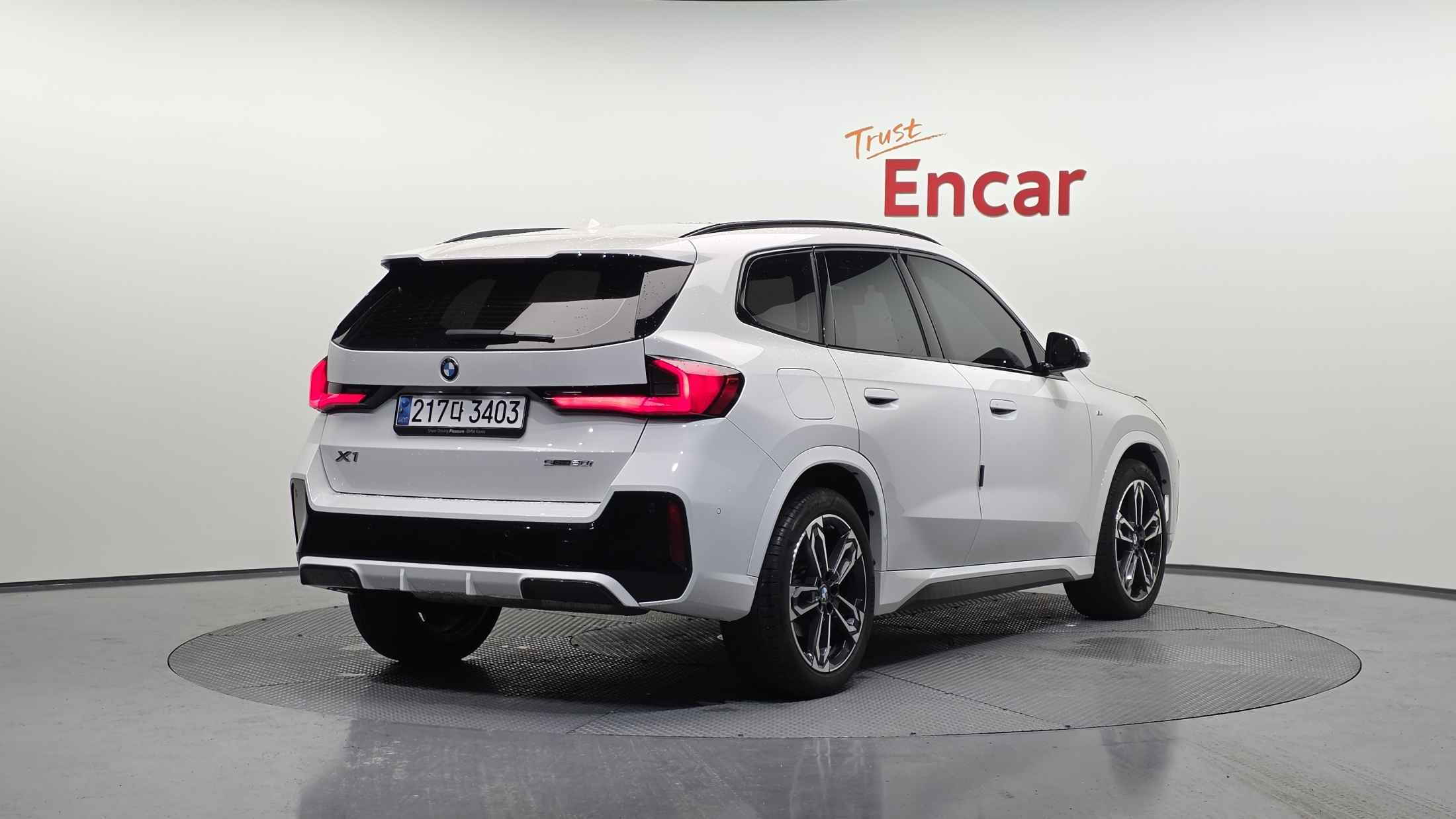 BMW X1 photo 2