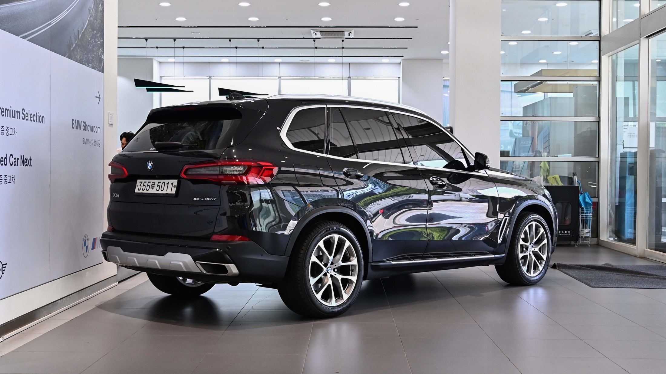 BMW X5 photo 2