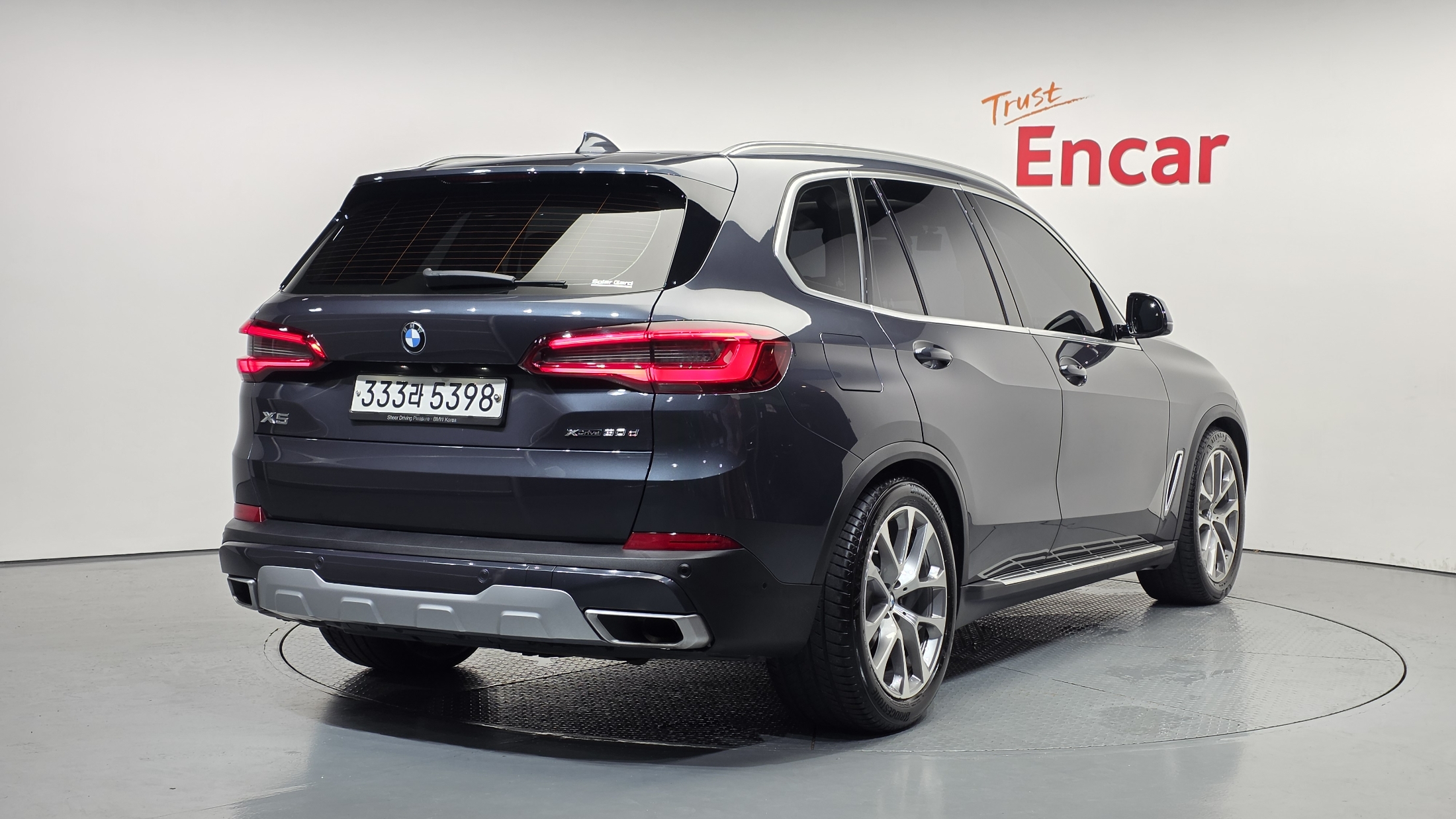 BMW X5 photo 2