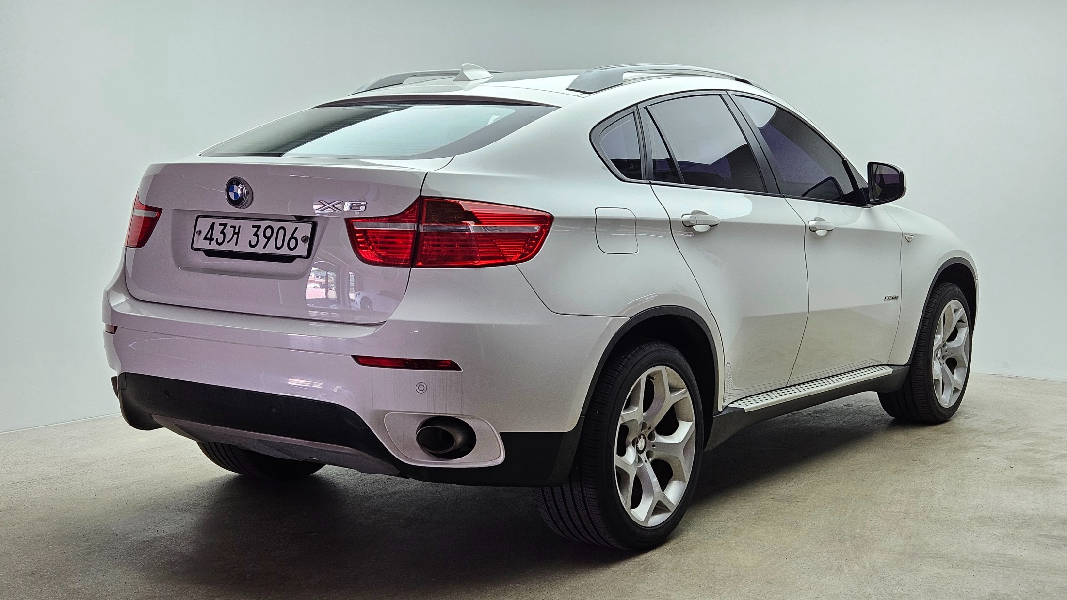 BMW X6 photo 2
