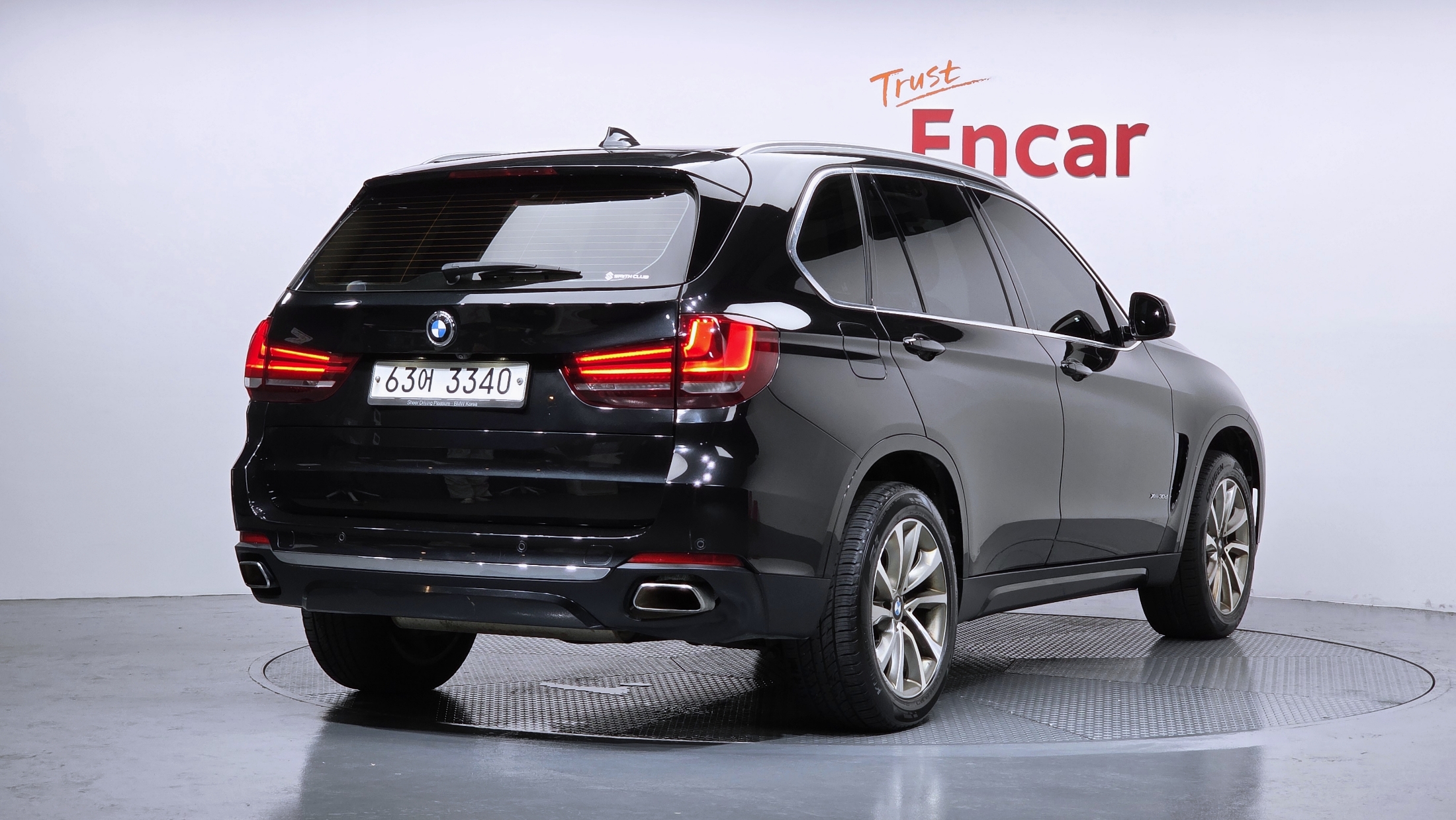 BMW X5 photo 2