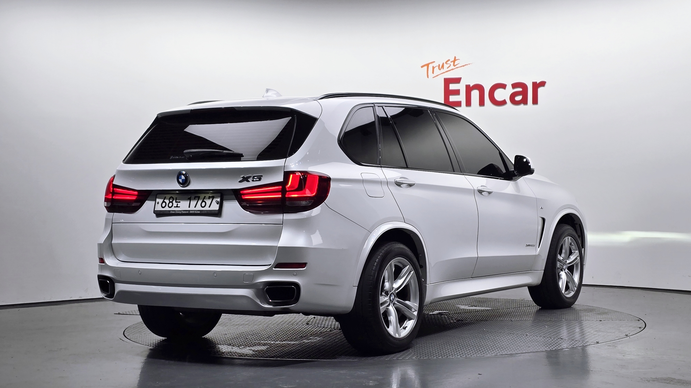 BMW X5 photo 2