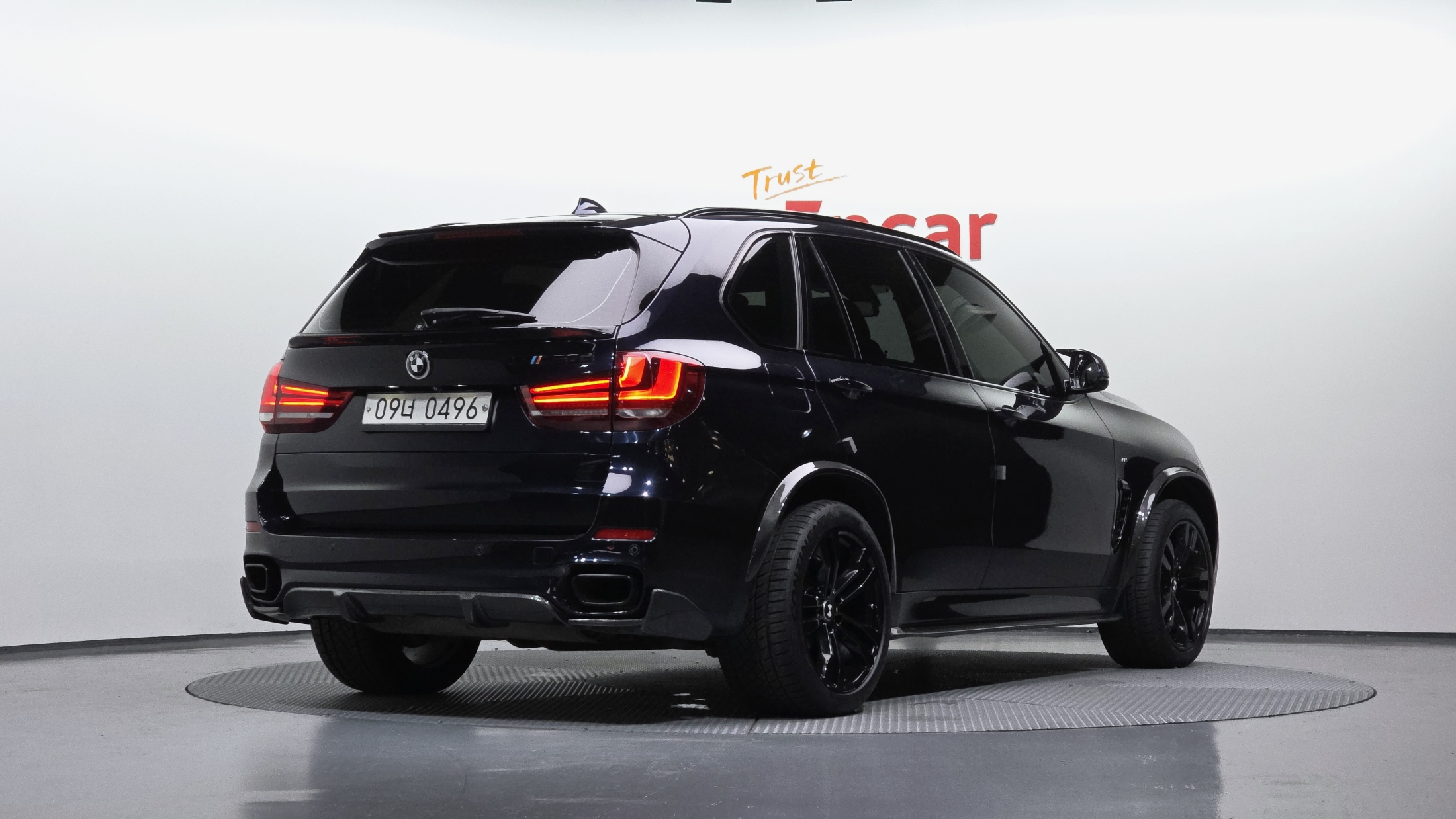 BMW X5 photo 2