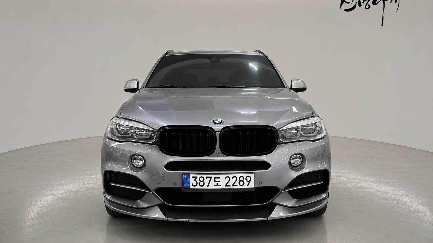 BMW X5 photo 2