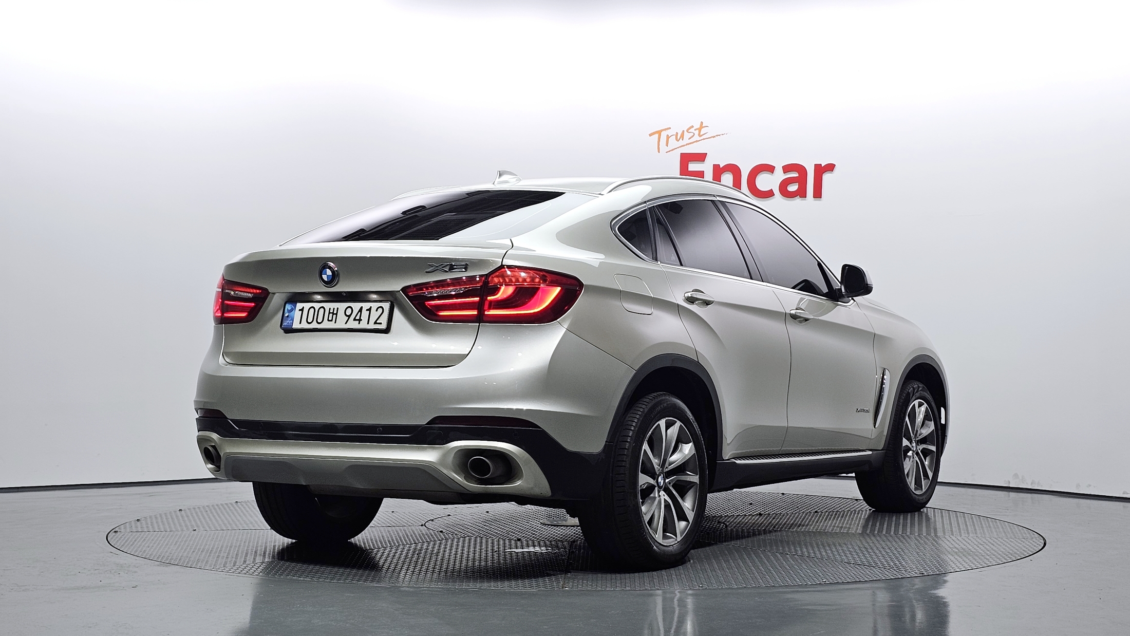 BMW X6 photo 2