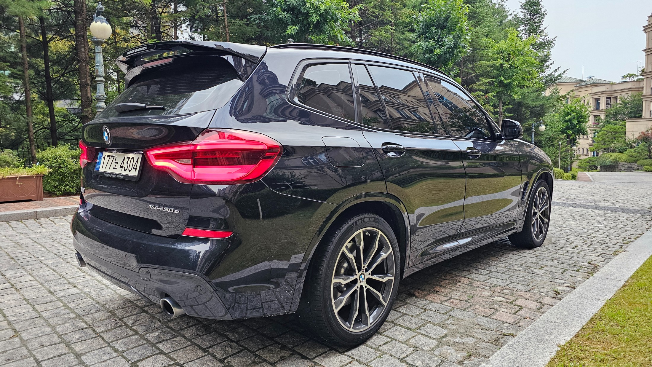 BMW X3 photo 2