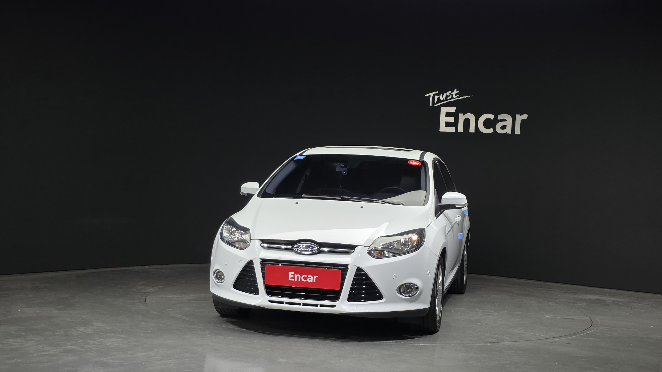FORD FOCUS photo 3