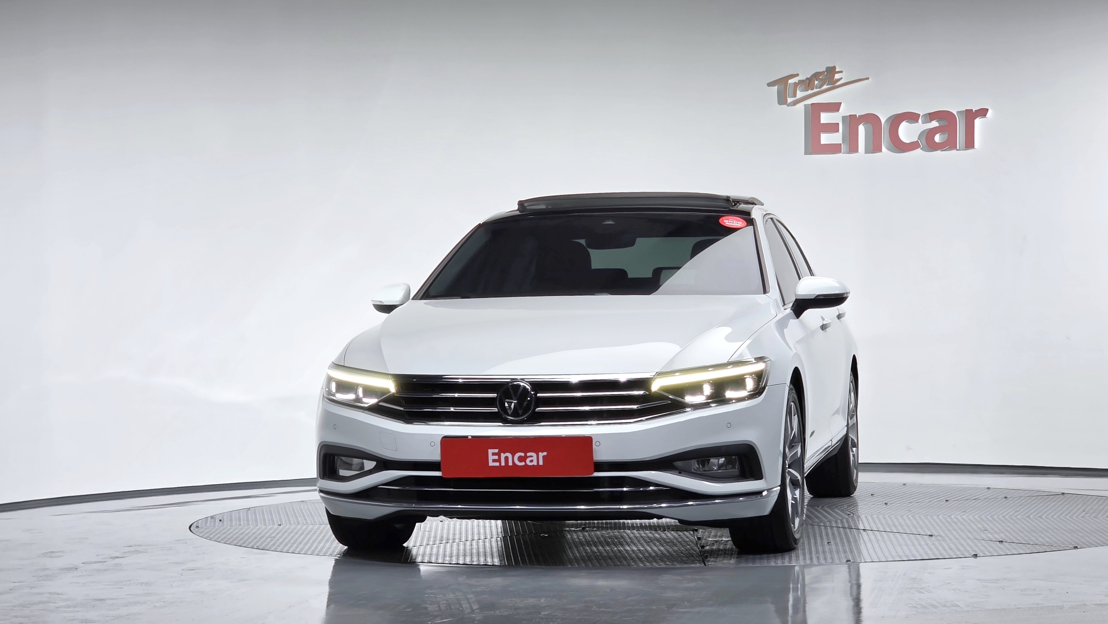 VOLKSWAGEN PASSAT photo 3